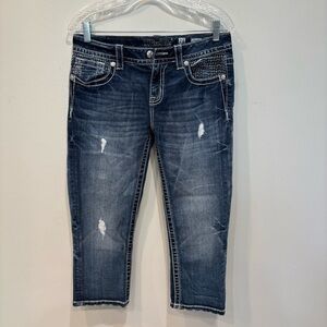Miss Me Distressed Capri Jeans Women’s Size 28